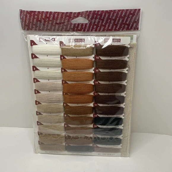 RIOLIS COUNTED CROSS STITCH KIT 1247 CATS FLUFFY FURRY FRIENDS NEW IN PACKAGE - Picture 2 of 2